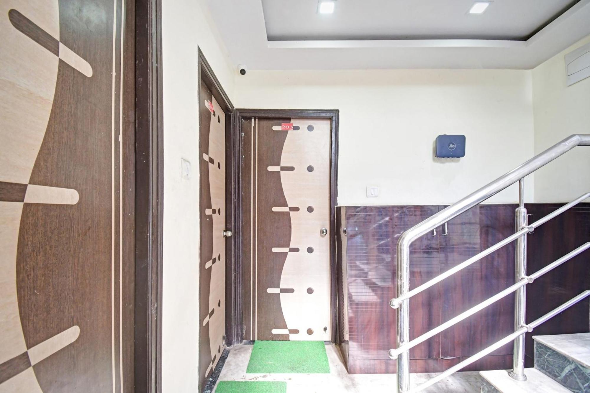 Hotel O New Aamaze Inn Near Acropolis Mall Calcutta  Esterno foto